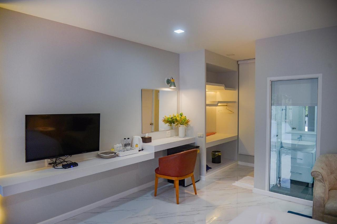 Jb Grand Resort Nakhon Si Thammarat Exterior foto
