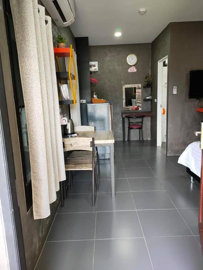 Jb Grand Resort Nakhon Si Thammarat Exterior foto